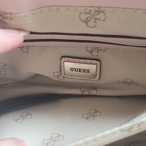 VINTAGE GUESS QUILTED PURSE - Picture 7 of 10